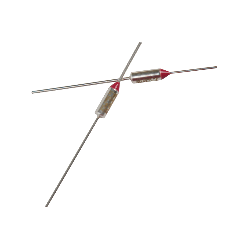 Fusível térmico descartável Fusível térmico único não recuperável dentro de pequenos eletrodomésticos Fusível térmico descartável Fusível térmico único não recuperável dentro de pequenos eletrodomésticos